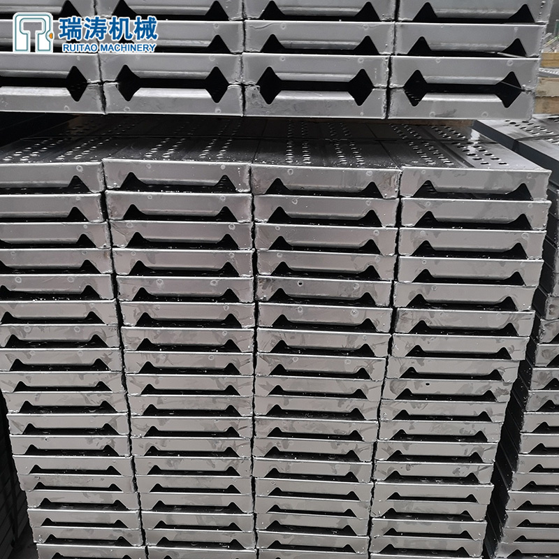 240x45全封閉防積砂鋼跳板 外觀圖